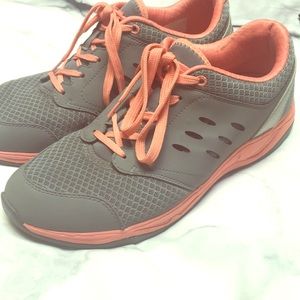 Vionic Running Shoes